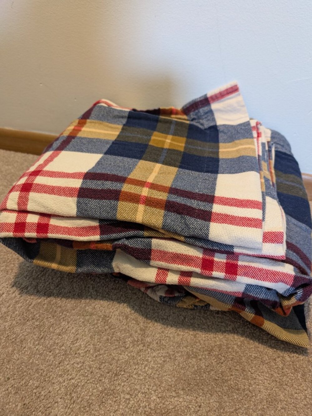 100% cotton flannel Queen size sheet set plaid red blue brown cream